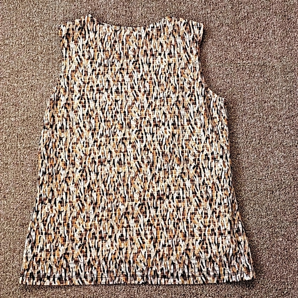 Top - Picture 7 of 15